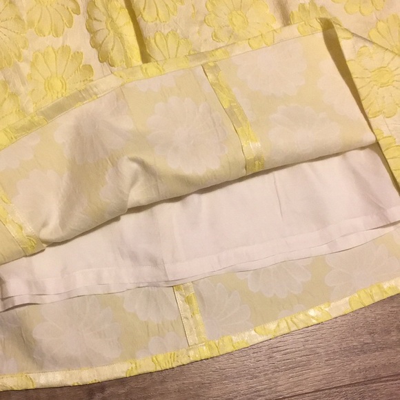 Adorable floral dress - Picture 4 of 4